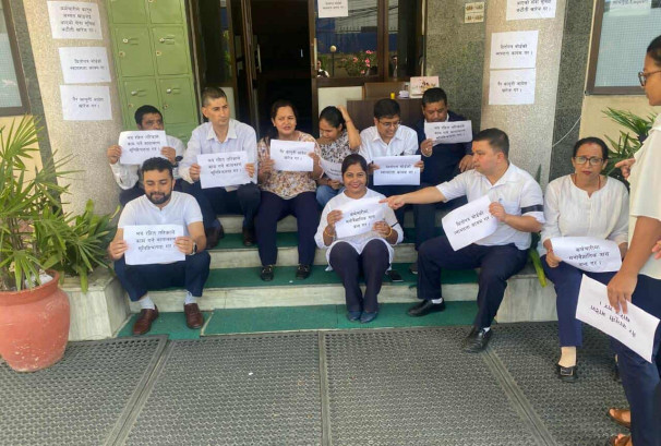 सेबोनको स्वायत्ततामा गम्भीर प्रहार भएको कर्मचारी युनियनको आरोप, माइक्रो म्यानेजमेन्ट बन्द गर्न अर्थलाई चेतावनी