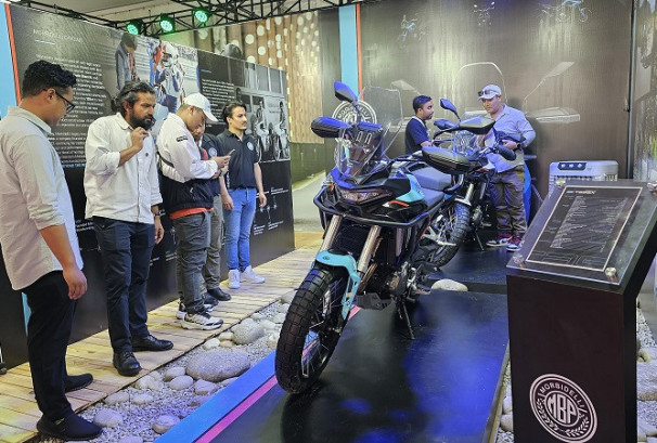 नाइमा नेपाल मोबिलिटी एक्स्पोमा T352X र T252X मोटरसाइकल सार्वजनिक
