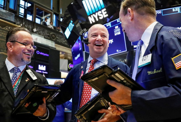 अमेरिकी सेयर बजार हालसम्मकै उच्च