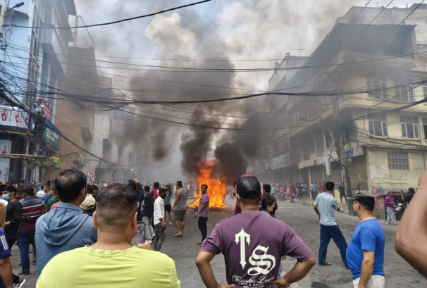 कालीमाटीमा दुई प्रदर्शनकारीको गोली लागी मृत्यु