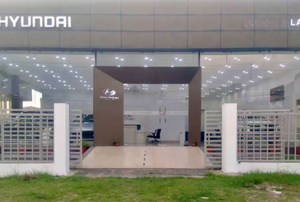 हुन्डाईको नयाँ आधुनिक शोरूम वीरगञ्जमा, ग्राहक सेवामा थप सहजता