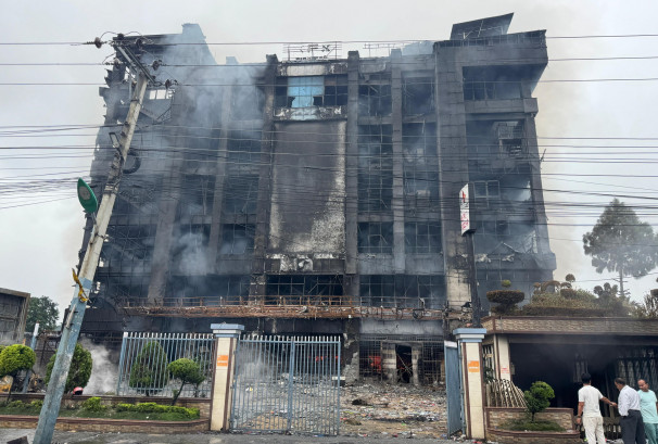 ध्वस्त भाटभटेनी पुननिर्माणको घोषणा, ‘हामी फेरि उभिनेछौं’