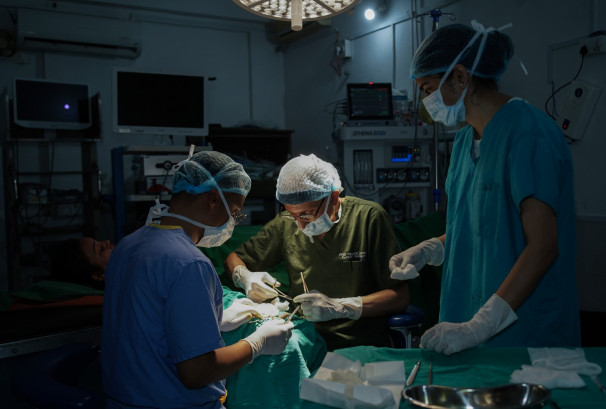 धनगढीमा नबिलको निःशुल्क जलन उपचार शिविर, ६५ जना बिरामी लाभान्वित