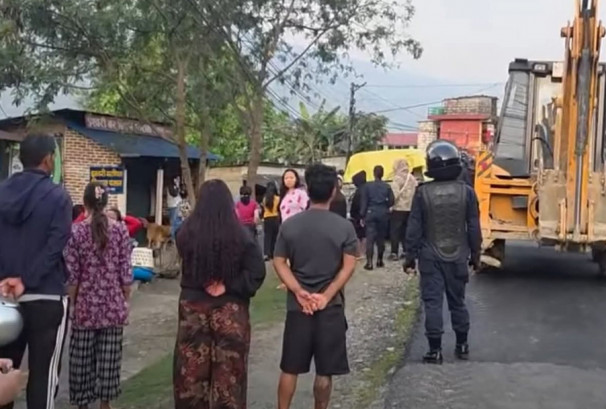 सरकारको १०० दिने एजेन्डा कार्यान्वयन: फेवाताल अतिक्रमण हटाउन थालियो