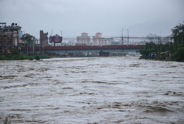 काठमाण्डौमा बागमतिले आज राति सतर्कताको तह पार गर्ने भन्दै पुनः अलर्ट जारी