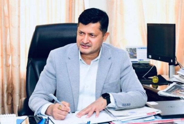 आइतबार र सोमबार कम कर्मचारी राखेर बैंकिङ सेवा सुचारु गर्न निर्देशन