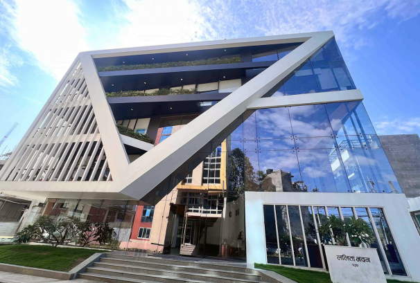 'हिमालयन रि डूब्न लागेको हो ? बीमा प्राधिकरणले समस्याग्रस्त घोषणा गर्दैछ ?' बजारमा चलेको हल्ला पछाडिको यथार्थ यस्तो