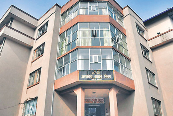 करदातालाई अर्थको राहात, साउनको कर एकमहिनापछि दाखिला गर्दा हुने