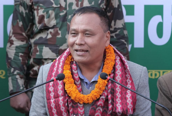 केहीबेरमा मन्त्री पदबाट राजीनामा दिंदै कुलमान घिसिङ