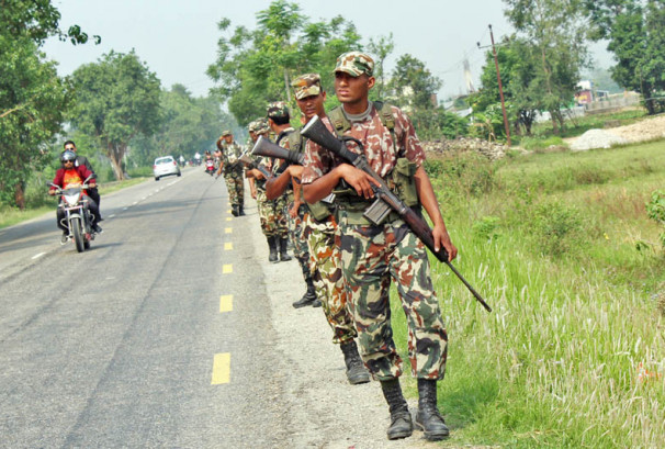 अपडेट: राति १० बजेदेखि सेना परिचालन, लुटपाट मच्चाउनेलाई कडा कारबाही