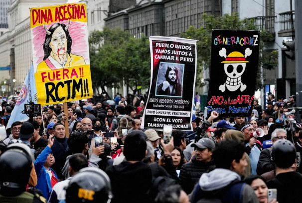 पेरुमा जेन जेडको आक्रोश : “सरकार जनताबाट डराउनुपर्छ” भन्दै सडक तताइयो