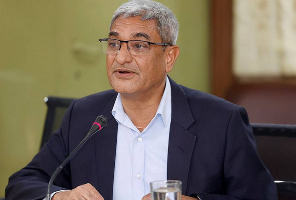 गृहमन्त्रीले राजीनामा दिने