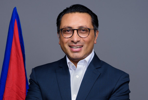 स्वर्णिम वाग्लेलाई अर्थमन्त्रालयसहित मन्त्रिपरिषदमा दोश्रो बरियता