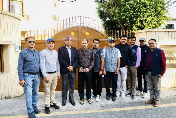 आज सेबोन पुगेका लगानीकर्ता गेटभित्र जान पाएनन्, जथाभावी आईपीओ र हकप्रद रोक्नुपर्ने