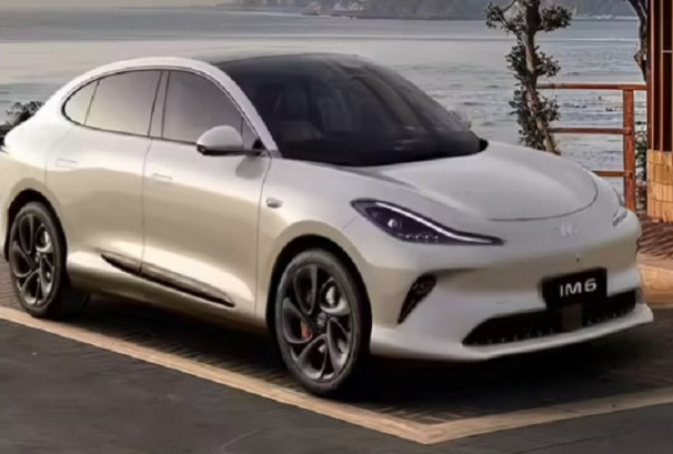 लञ्च भयो सिंगल चार्जमा १५ सय किमी कुद्ने ईभी कार, टेस्लालाई कडा टक्कर