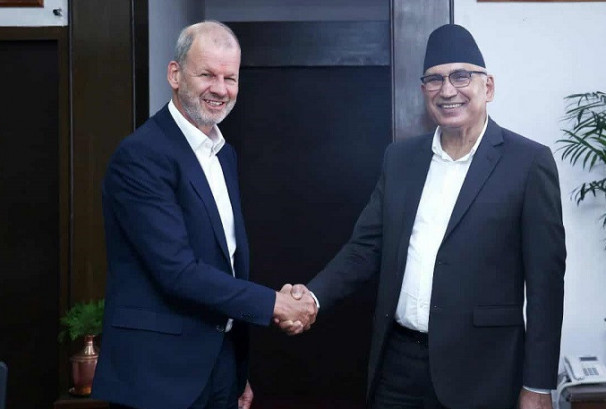 अर्थमन्त्री पौडेल र विश्व बैंकका उपाध्यक्षबीच शिष्टाचार भेट, उच्च आर्थिक वृद्धिदर हुने गरी सहयोग गर्ने प्रतिबद्धता