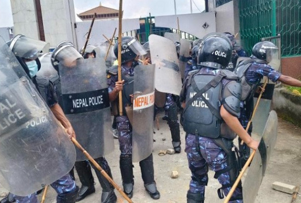 जेनजीको आन्दोलनमा मृत्यु हुने प्रहरीका परिवारलाई रु.१० लाख रुपैयाँ क्षतिपूर्ति दिइने