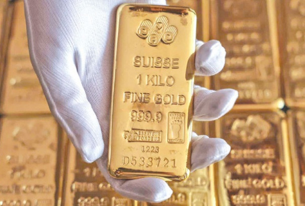 सुनको मूल्य १० डलरले बढ्यो, चाँदीको भने घट्यो