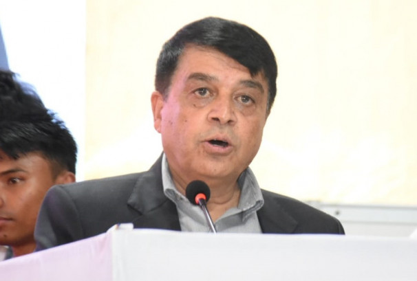 युरो–६ भन्दा तलका गाडी एकपटकका लागि आयात गर्न दिन महासंघ अध्यक्ष ढकालको आग्रह