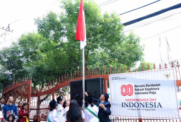 इन्डोनेसियाको ८०औँ स्वतन्त्रता दिवसको अवसरमा काठमाण्डौमा झन्डोत्तोलन