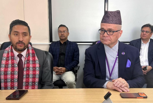 सञ्चारमन्त्री खरेलद्वारा एनसेल डेटा सेन्टर अवलोकन, सरकारको सहयोगको प्रतिबद्धता