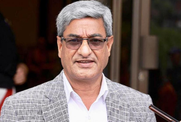 पूर्व गृहमन्त्री रमेश लेखक पक्राउ