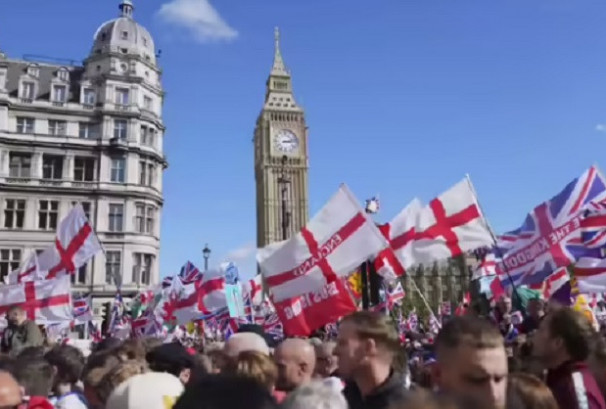 लण्डनका १ लाख युवा सडकमा उत्रिए, नेपालको जस्तै विद्रोह हुन लागेको हो ?