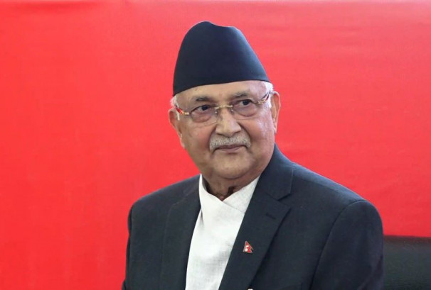 ओलीको पुख्र्यौली घर पनि बाँकी रहेन, आगो लगाएर ध्वस्त पारियो