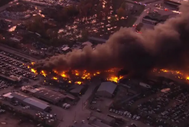 १ लाख ४४ हजार लिटर इन्धन बोकेको कार्गो विमान दुर्घटना, कम्तिमा ३ जनाको मृत्यु