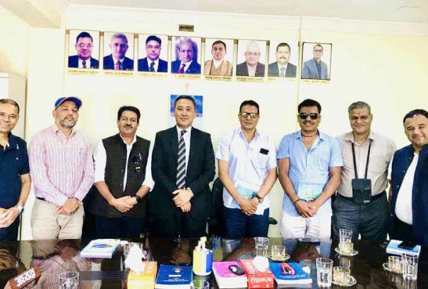 आईजीन र १५ मिनेटको भारित औसत मूल्यको विषयमा बोर्ड अध्यक्षसँग छलफल