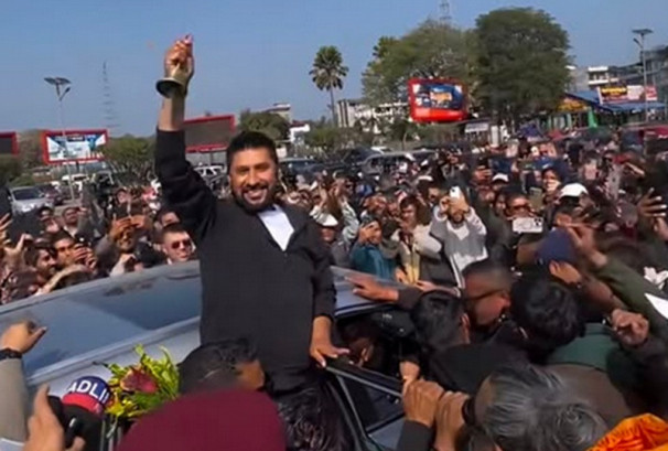 निर्वाचन आचारसंहिता विपरीतका गतिविधि नगर्न नवलपरासी प्रशासनले गरायो रवि लामिछानेलाई सचेत