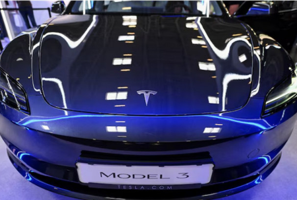 टेस्लाले युरोपमा लञ्च गर्यो कम मूल्य पर्ने मोडल थ्रि भेरियन्ट