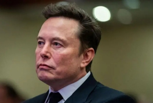 एलन मस्कका दुई कम्पनीले गरे एप्पल र ओपन एआईविरुद्ध मुद्दा दायर