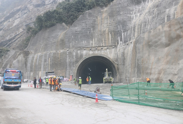 सिद्धबाबा सुरुङमार्ग निर्माण तीव्र, भौतिक प्रगति ६८ प्रतिशत पुग्यो, सेप्टेम्बरभित्र सञ्चालनको लक्ष्य