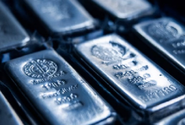 चाँदीको भाउ ४५ वर्षकै उच्च, प्रतिऔंस कति पुग्यो ?