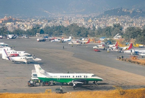 निर्वाचनको दिन पर्यटकको घुमफिरमा रोक, आन्तरिक उडान बन्द