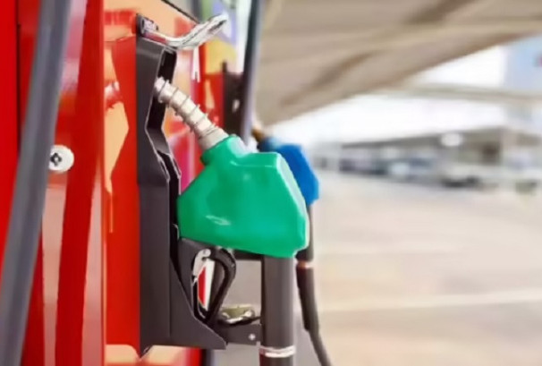 यो देशमा पाइन्छ सबैभन्दा सस्तो पेट्रोल, महङ्गो कहाँ ?