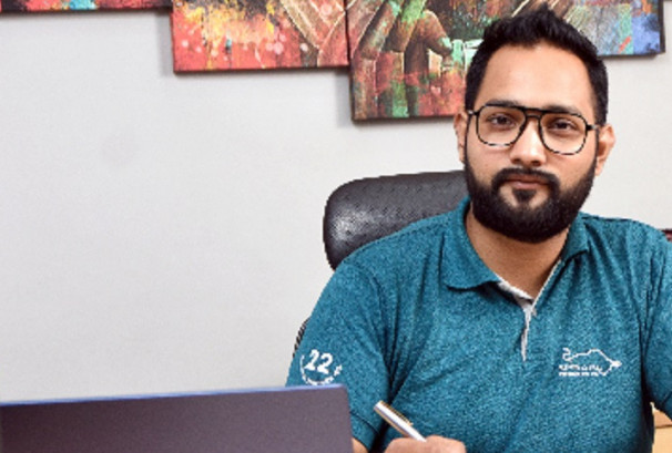 सिप्रवी सेक्युरिटिजका जनरल म्यानेजर श्रीवास्तव पक्राउ