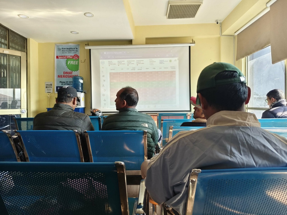 ग्राउण्ड जिरोमा चुनावी बहसः लगानीकर्ताको चिन्ता-‘समयमै नभए बजार डामाडोल हुन्छ’