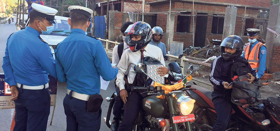 २४ घण्टामा २३ सय सवारीचालक कारबाहीमा, रु २०.८४ लाख राजस्व उठ्यो