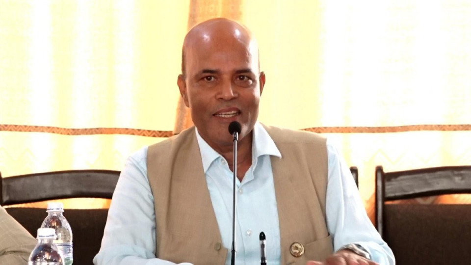 अन्तिम घडीमा अमरेश आउट, उद्योग मन्त्रालय बालेनकै हातमा