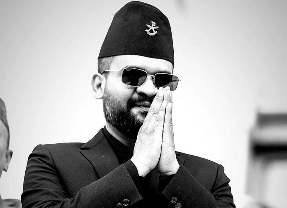 नेताहरुलाई बालेनको प्रश्न: 'चियाको टाइममा रगत पिएर अरुलाई लुसिफर भन्छौ ! लाज लाग्दैन ?'