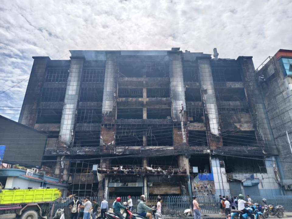 धरान भाटभटेनीमा लुटपाट गर्न पसेका तीन जनाको जलेर मृत्यु भएको आशंका