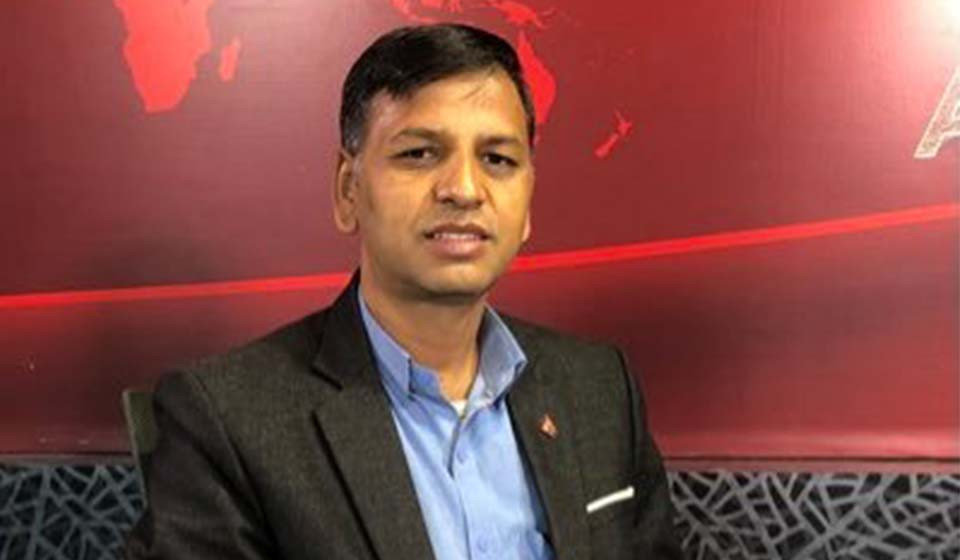 एमालेका युवा नेताको अर्थमन्त्रीलाई सुझाव-'रु. ५०० र १००० को नोटमा प्रतिबन्ध लगाउनू'