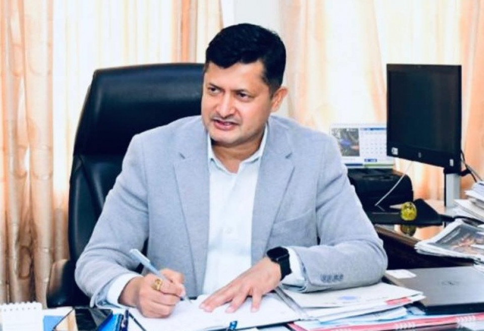 आइतबार र सोमबार कम कर्मचारी राखेर बैंकिङ सेवा सुचारु गर्न निर्देशन