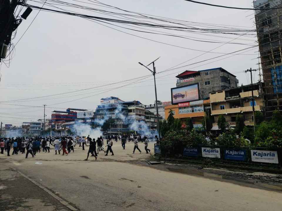प्रहरीको गोली लागी इटहरीमा २ जेनजीको मृत्यु