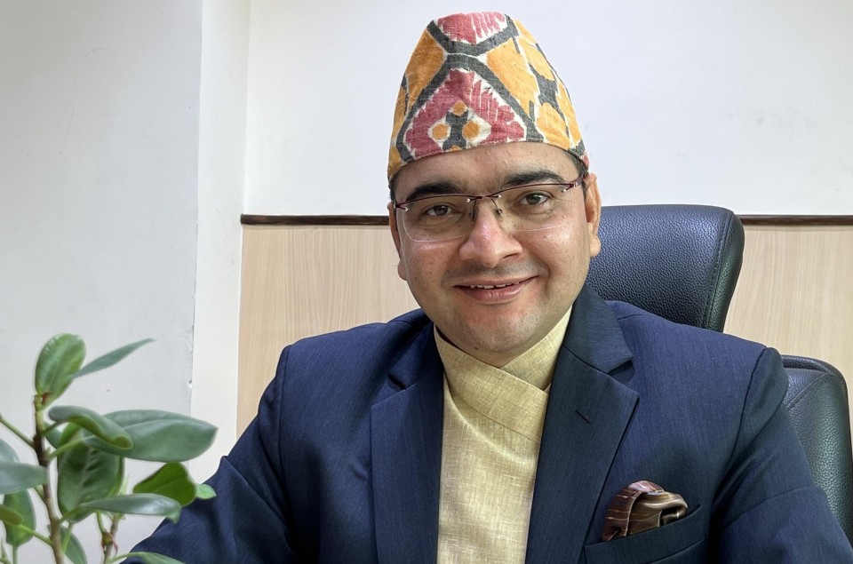 बैंकर मनोज ज्ञवालीको आर्टिकल: 'अर्थमन्त्री र अर्थसचिव इफिसिएन्ट र इफेक्टिभ देखिनुभएको छ'