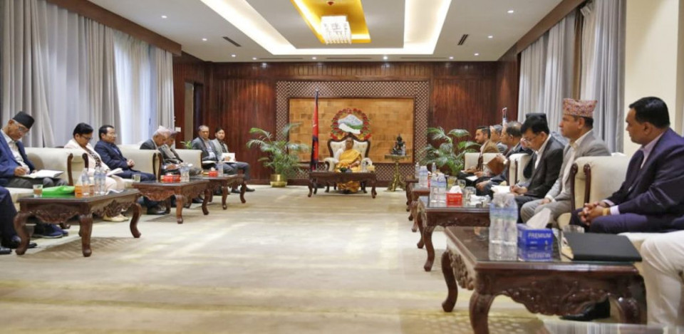 प्रधानमन्त्री कार्कीको आह्वानमा सर्वदलीय बैठक सुरु, १० दलबाट को-को सहभागी भए ?