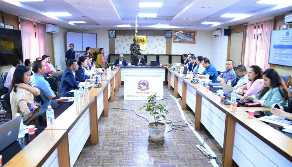 मानसिक स्वास्थ्य समस्या सम्बोधन गर्न जनशक्ति थप्ने तयारीः स्वास्थ्यमन्त्री पौडेल