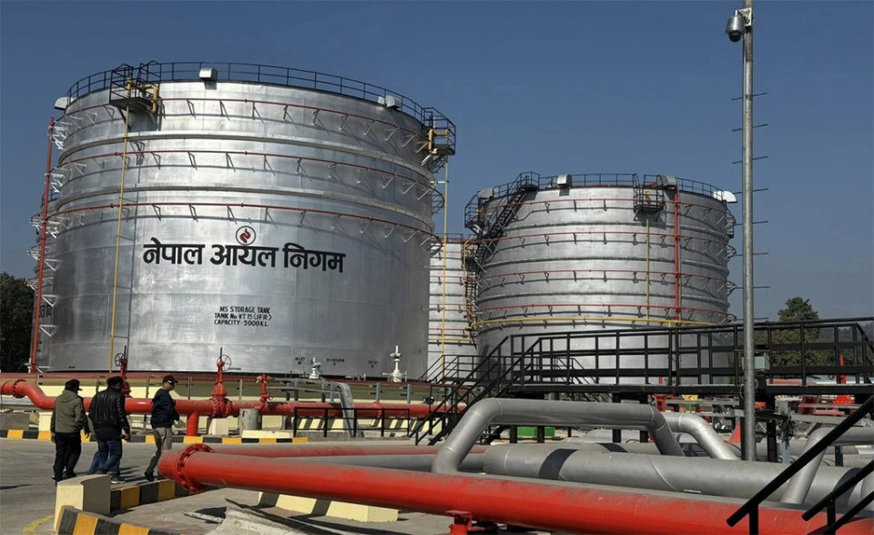 नेपालमा पेट्रोल-डिजेल हालसम्मकै महँगो: सर्वसाधारणको जीवनमा कस्तो असर पर्छ ?